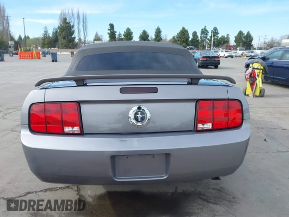 2006 Ford Mustang Standard with VIN 1ZVFT84N565189985, listed as a IAAI auction lot 41691191 with 131,847 mi miles and . Bid and sale history available at carsss.com. Image 17.