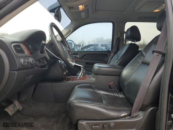 2012 Chevrolet Suburban LTZ with VIN 1GNSKKE71CR181279, listed as a Copart auction lot 46655645 with 178,183 mi miles and Salvage Title. Bid and sale history available at carsss.com. Image 7.
