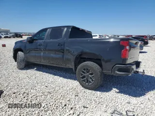 2022 Chevrolet Silverado 1500 RST with VIN 1GCUDEED5NZ530112, listed as a Copart auction lot 49636035 with 53,193 mi miles and Salvage Title. Bid and sale history available at DreamBid. Image 2.