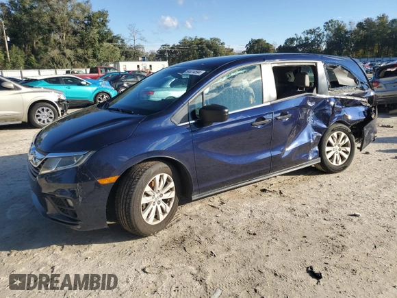 2018 Honda Odyssey LX with VIN 5FNRL6H2XJB085777, listed as a Copart auction lot 84414894 with 142,500 mi miles and Salvage Title. Bid and sale history available at carsss.com. Image 1.