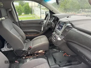 2019 Chevrolet Tahoe Commercial with VIN 1GNLCDECXKR281986, listed as a Copart auction lot 63148895 with 103,693 mi miles and Clean title. Bid and sale history available at DreamBid. Image 5.