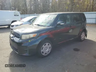 2012 Scion xB z VIN JTLZE4FE8CJ010460, wystawiony jako Copart lot #42990645 z przebiegiem 154 776 mil mil oraz Szkoda całkowita • Salvage title. Historia ofert i sprzedaży dostępna na DreamBid. Obrazek 1.