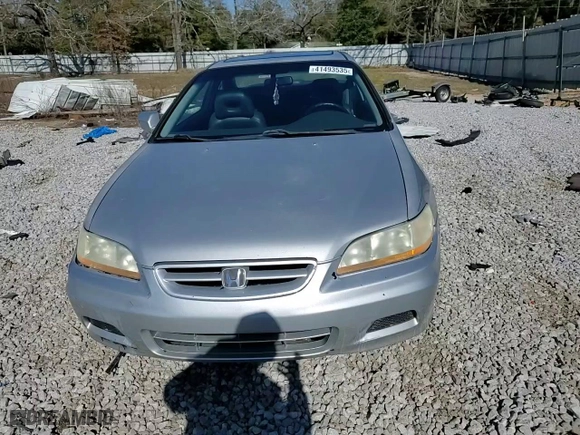 2001 Honda Accord Cpe EX with VIN 1HGCG32531A024065, listed as a Copart auction lot 41493535 with 233,650 mi miles and Salvage Title. Bid and sale history available at carsss.com. Image 11.