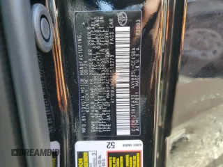 2025 Toyota Camry LE z VIN 4T1DBADK3SU510279, wystawiony jako Copart lot #46408205 z przebiegiem 7 274 mil mil oraz Szkoda całkowita • Salvage title. Historia ofert i sprzedaży dostępna na DreamBid. Obrazek 14.