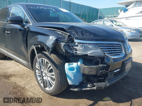 2016 Lincoln MKX Reserve with VIN 2LMTJ8LRXGBL79973, listed as a IAAI auction lot 41772136 with 105,566 mi miles. Bid and sale history available at carsss.com. Image 6.