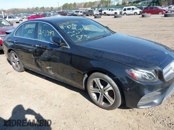 2016 Mercedes-Benz C 300 Luxury with VIN 55SWF4KB4GU146426, listed as a IAAI auction lot 41959337 with Not Provided miles and . Bid and sale history available at DreamBid. Image 6.