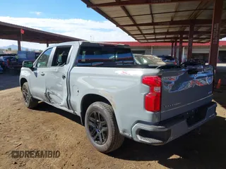 2024 Chevrolet Silverado 1500 RST with VIN 1GCUDEED8RZ406938, listed as a IAAI auction lot 41361463 with 2,763 mi miles. Bid and sale history available at carsss.com. Image 3.