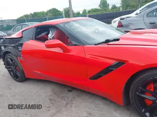 2019 Chevrolet Corvette 1LT z VIN 1G1YB2D7XK5120595, wystawiony jako IAAI lot #42592986 z przebiegiem 38 522 mil mil oraz . Historia ofert i sprzedaży dostępna na DreamBid. Obrazek 13.