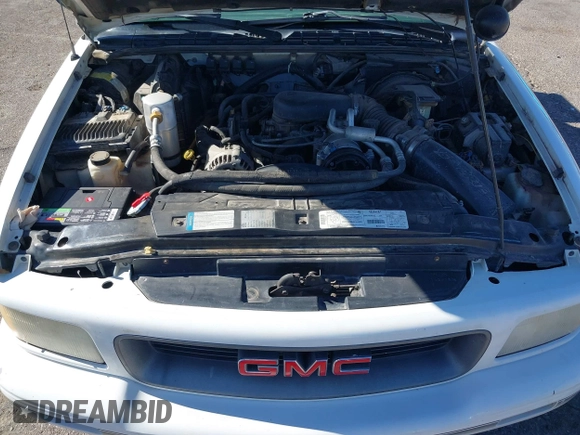 1997 GMC Sonoma SLS with VIN 1GTCS19X2V8528709, listed as a IAAI auction lot 40853983 with 243,171 mi miles and . Bid and sale history available at DreamBid. Image 10.