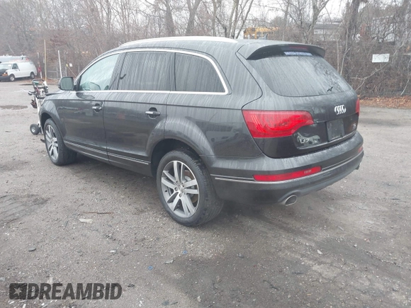 2014 Audi Q7 Premium Plus with VIN WA1LMAFE3ED016102, listed as a IAAI auction lot 40954158 with 129,143 mi miles and . Bid and sale history available at DreamBid. Image 3.