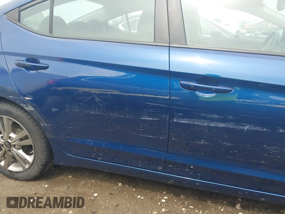 2017 Hyundai Elantra SE z VIN 5NPD84LFXHH128875, wystawiony jako IAAI lot #42260974 z przebiegiem 103 009 mil mil oraz . Historia ofert i sprzedaży dostępna na DreamBid. Obrazek 18.