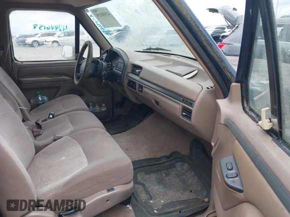 1995 Ford F-150 with VIN 1FTEX15N6SKA88510, listed as a IAAI auction lot 42446158 with Not provided miles and . Bid and sale history available at DreamBid. Image 5.