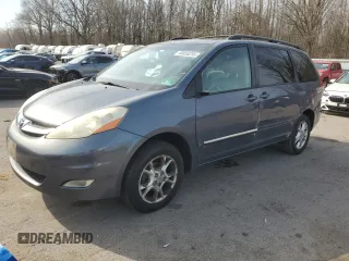 2006 Toyota Sienna XLE with VIN 5TDBA22C06S064120, listed as a Copart auction lot 46655295 with 142,328 mi miles and Salvage Title. Bid and sale history available at carsss.com. Image 1.