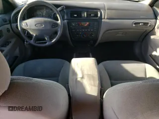 2000 Ford Taurus SE with VIN 1FAFP5322YA232966, listed as a Copart auction lot 89113015 with 221,196 mi miles and Clean Title. Bid and sale history available at DreamBid. Image 8.