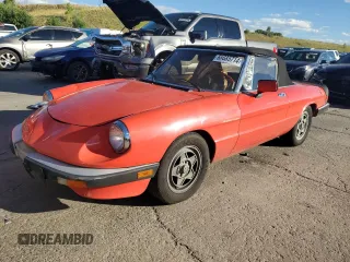 1983 Alfa Romeo Spider Veloce z VIN ZARBA5413D1017001, wystawiony jako Copart lot #68685714 z przebiegiem 71 738 mil mil oraz Szkody całkowita. Historia ofert i sprzedaży dostępna na DreamBid. Obrazek 1.