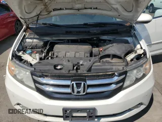 2014 Honda Odyssey Touring with VIN 5FNRL5H93EB041813, listed as a Copart auction lot 63920265 with 153,405 mi miles and Clean title. Bid and sale history available at DreamBid. Image 12.