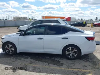 2021 Nissan Sentra SV with VIN 3N1AB8CV6MY301455, listed as a IAAI auction lot 41783947 with 61,647 mi miles. Bid and sale history available at carsss.com. Image 15.