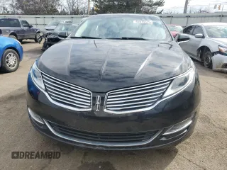 2014 Lincoln MKZ with VIN 3LN6L2G95ER820157, listed as a Copart auction lot 46816575 with 77,589 mi miles and Salvage Title. Bid and sale history available at DreamBid. Image 5.