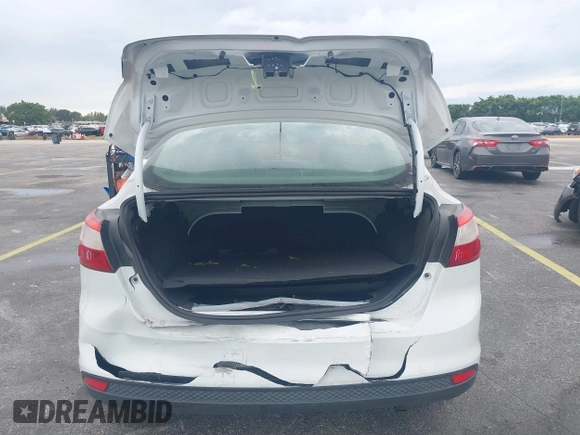 2012 Ford Focus SE with VIN 1FAHP3F25CL239383, listed as a IAAI auction lot 41656033 with 127,011 mi miles and . Bid and sale history available at DreamBid. Image 6.