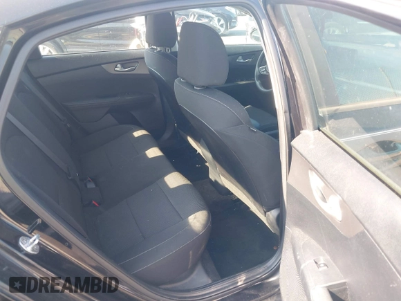 2019 Kia Forte LXS с VIN 3KPF24AD7KE097611, выставлен на аукционе IAAI как лот 42323607 с пробегом 30 697 миль миль и . История ставок и продаж доступна на DreamBid. Изображение 8.