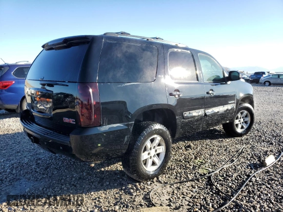 2009 GMC Yukon SLT w/4SB with VIN 1GKFK33029R134121, listed as a Copart auction lot 44448805 with 262,590 mi miles and Salvage Title. Bid and sale history available at carsss.com. Image 3.