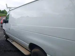 2014 Ford Econoline Cargo Commercial с VIN 1FTNE2EW4EDA31719, выставлен на аукционе IAAI как лот 42627027 с пробегом 223 677 миль миль и . История ставок и продаж доступна на DreamBid. Изображение 14.