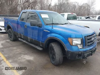 2010 Ford F-150 XL with VIN 1FTEX1EW6AFA32177, listed as a IAAI auction lot 41524783 with 186,145 mi miles. Bid and sale history available at carsss.com. Image 1.