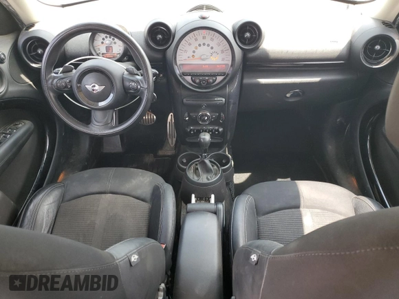 2013 MINI Countryman S with VIN WMWZC3C58DWP21965, listed as a Copart auction lot 61161735 with 142,797 mi miles and Salvage title. Bid and sale history available at DreamBid. Image 8.