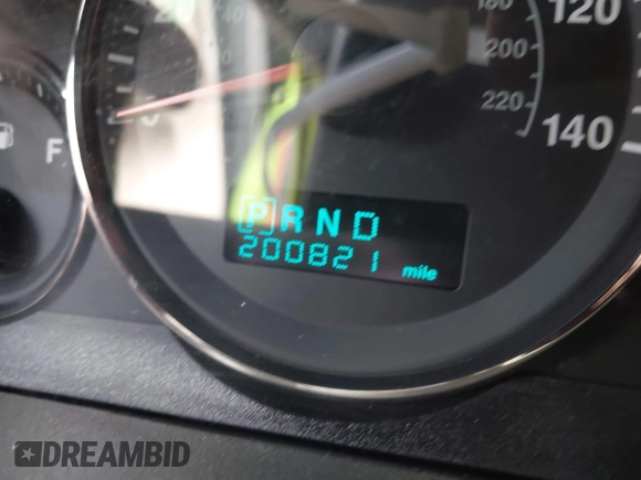 2007 Jeep Grand Cherokee Laredo with VIN 1J8HR48P77C570936, listed as a IAAI auction lot 41945531 with 200,821 mi miles. Bid and sale history available at carsss.com. Image 15.