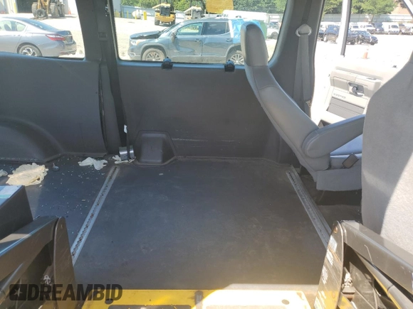 2012 Ford Econoline Cargo Commercial с VIN 1FTNS2EW2CDA38559, выставлен на аукционе Copart как лот 63833185 с пробегом 48 963 миль миль и Чистый • Clean title. История ставок и продаж доступна на DreamBid. Изображение 11.