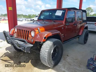 2014 Jeep Wrangler Unlimited Sahara z VIN 1C4BJWEG1EL209431, wystawiony jako IAAI lot #42325022 z przebiegiem 64 529 mil mil oraz . Historia ofert i sprzedaży dostępna na DreamBid. Obrazek 17.