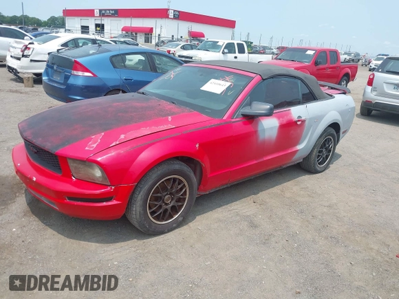 2007 Ford Mustang Deluxe с VIN 1ZVFT84N675212224, выставлен на аукционе IAAI как лот 42410643 с пробегом Не указан миль и . История ставок и продаж доступна на DreamBid. Изображение 2.