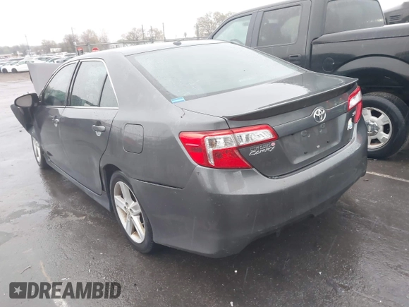 2012 Toyota Camry L with VIN 4T1BF1FK8CU069937, listed as a IAAI auction lot 41855920 with 132,842 mi miles. Bid and sale history available at carsss.com. Image 3.