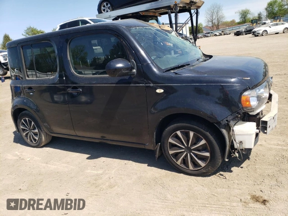 2010 Nissan Cube S z VIN JN8AZ2KR4AT155592, wystawiony jako Copart lot #55804045 z przebiegiem 108 505 mil mil oraz Nie do naprawy • Non repairable. Historia ofert i sprzedaży dostępna na DreamBid. Obrazek 4.