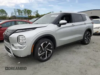 2024 Mitsubishi Outlander SE z VIN JA4J4VA84RZ067097, wystawiony jako Copart lot #51742075 z przebiegiem 7 660 mil mil oraz Szkoda całkowita • Salvage title. Historia ofert i sprzedaży dostępna na DreamBid. Obrazek 1.