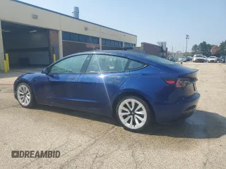 2023 Tesla Model 3 z VIN 5YJ3E1EA0PF450250, wystawiony jako Copart lot #64609205 z przebiegiem 80 240 mil mil oraz Czysty tytuł • Clean title. Historia ofert i sprzedaży dostępna na DreamBid. Obrazek 2.