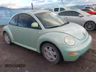 2000 Volkswagen Beetle GLX with VIN 3VWDD21CXYM463506, listed as a IAAI auction lot 41073675 with 138,980 mi miles and . Bid and sale history available at DreamBid. Image 1.