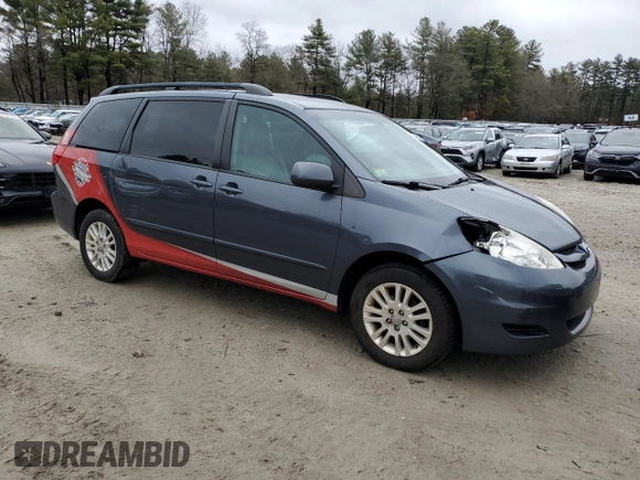 2010 Toyota Sienna XLE z VIN 5TDDK4CC2AS033041, wystawiony jako Copart lot #49240585 z przebiegiem 171 315 mil mil oraz Czysty tytuł • Clean title. Historia ofert i sprzedaży dostępna na DreamBid. Obrazek 4.