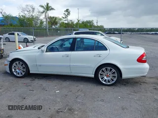 2008 Mercedes-Benz E-Class Luxury 3.5L with VIN WDBUF87XX8B263600, listed as a IAAI auction lot 41710474 with 1 mi miles. Bid and sale history available at carsss.com. Image 15.