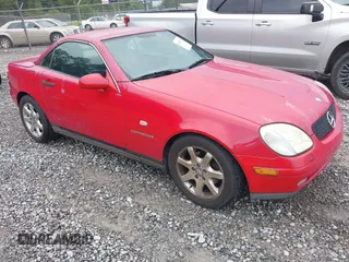 1998 Mercedes-Benz SLK 230/320 with VIN WDBKK47F3WF029419, listed as a IAAI auction lot 42623031 with 103,602 mi miles and . Bid and sale history available at DreamBid. Image 1.