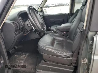 2004 Land Rover Discovery with VIN SALTP194X4A830546, listed as a Copart auction lot 82341194 with 142,568 mi miles and Clean Title. Bid and sale history available at DreamBid. Image 7.