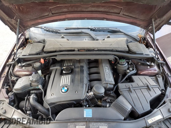 2008 BMW 3 Series 328i z VIN WBAWV13578P118345, wystawiony jako Copart lot #52437355 z przebiegiem 151 398 mil mil oraz Czysty tytuł • Clean title. Historia ofert i sprzedaży dostępna na DreamBid. Obrazek 11.