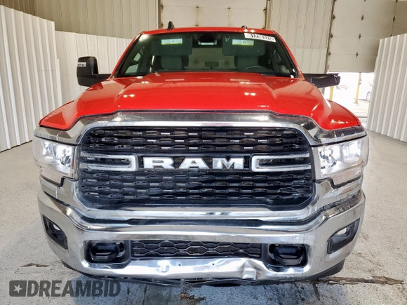 2024 Ram 2500 Big Horn с VIN 3C6UR5DJ2RG342489, выставлен на аукционе Copart как лот 61236325 с пробегом 5 948 миль миль и Чистый • Clean title. История ставок и продаж доступна на DreamBid. Изображение 5.