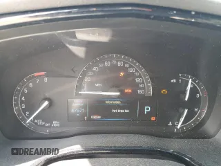 2019 Cadillac XT5 AWD z VIN 1GYKNBRSXKZ194538, wystawiony jako Copart lot #47940475 z przebiegiem 47 571 mil mil oraz Szkoda całkowita • Salvage title. Historia ofert i sprzedaży dostępna na DreamBid. Obrazek 9.