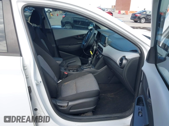 2018 Hyundai Kona SE with VIN KM8K1CAA0JU097513, listed as a IAAI auction lot 41579821 with 95,014 mi miles. Bid and sale history available at carsss.com. Image 5.