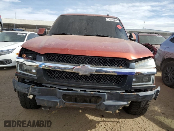 2002 Chevrolet Avalanche with VIN 3GNEK13TX2G303997, listed as a Copart auction lot 76538884 with Not Provided miles and Salvage Title. Bid and sale history available at carsss.com. Image 5.