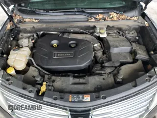 2015 Lincoln MKC z VIN 5LMCJ1A99FUJ23626, wystawiony jako Copart lot #49494375 z przebiegiem 102 801 mil mil oraz Czysty tytuł • Clean title. Historia ofert i sprzedaży dostępna na DreamBid. Obrazek 11.