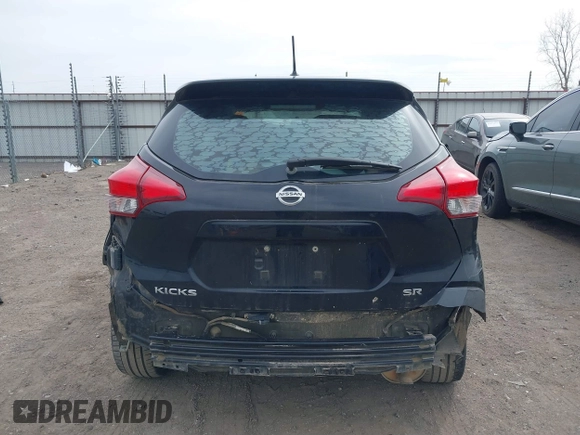 2019 Nissan Kicks SR with VIN 3N1CP5CU1KL556105, listed as a IAAI auction lot 41829091 with 120,639 mi miles. Bid and sale history available at carsss.com. Image 17.