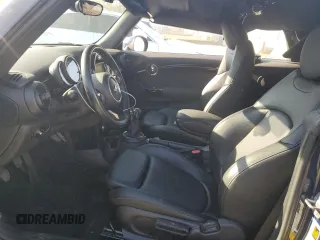 2016 MINI Convertible S с VIN WMWWG9C53G3A92179, выставлен на аукционе Copart как лот 75709174 с пробегом 73 290 миль миль и Списание • Salvage title. История ставок и продаж доступна на DreamBid. Изображение 7.
