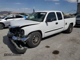 2006 GMC Sierra 1500 Work Truck z VIN 1GTEC19X06Z248949, wystawiony jako Copart lot #56927555 z przebiegiem 154 389 mil mil oraz Szkoda całkowita • Salvage title. Historia ofert i sprzedaży dostępna na DreamBid. Obrazek 1.